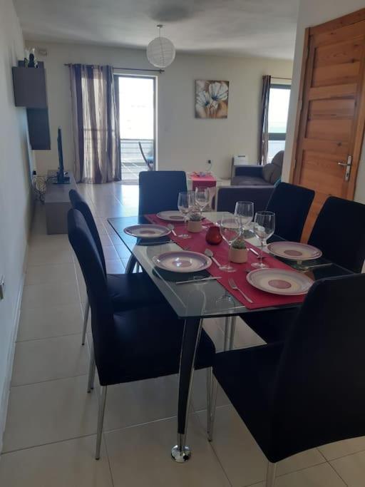 Lovely Two Bedroom Apartment Σεντ Πόλς Μπέι Εξωτερικό φωτογραφία